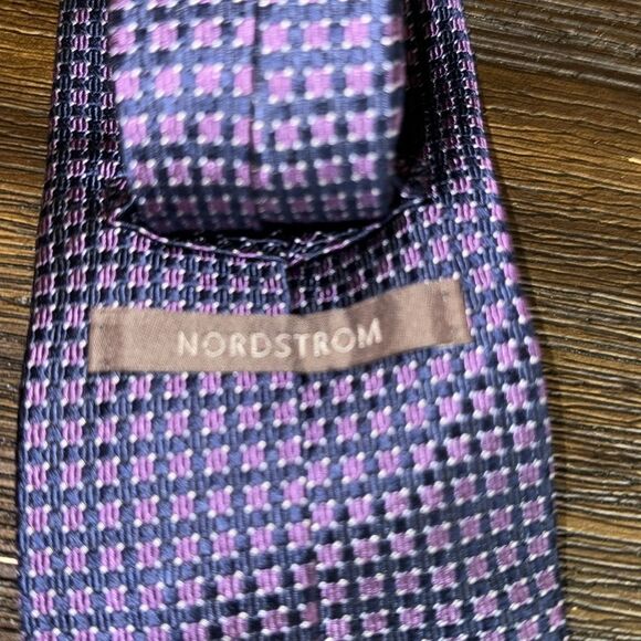 Nordstrom Black/Pink pattern Silk Tie - Picture 3 of 4